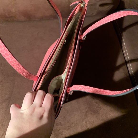 GUESS? HANDBAG - Picture 2 of 2